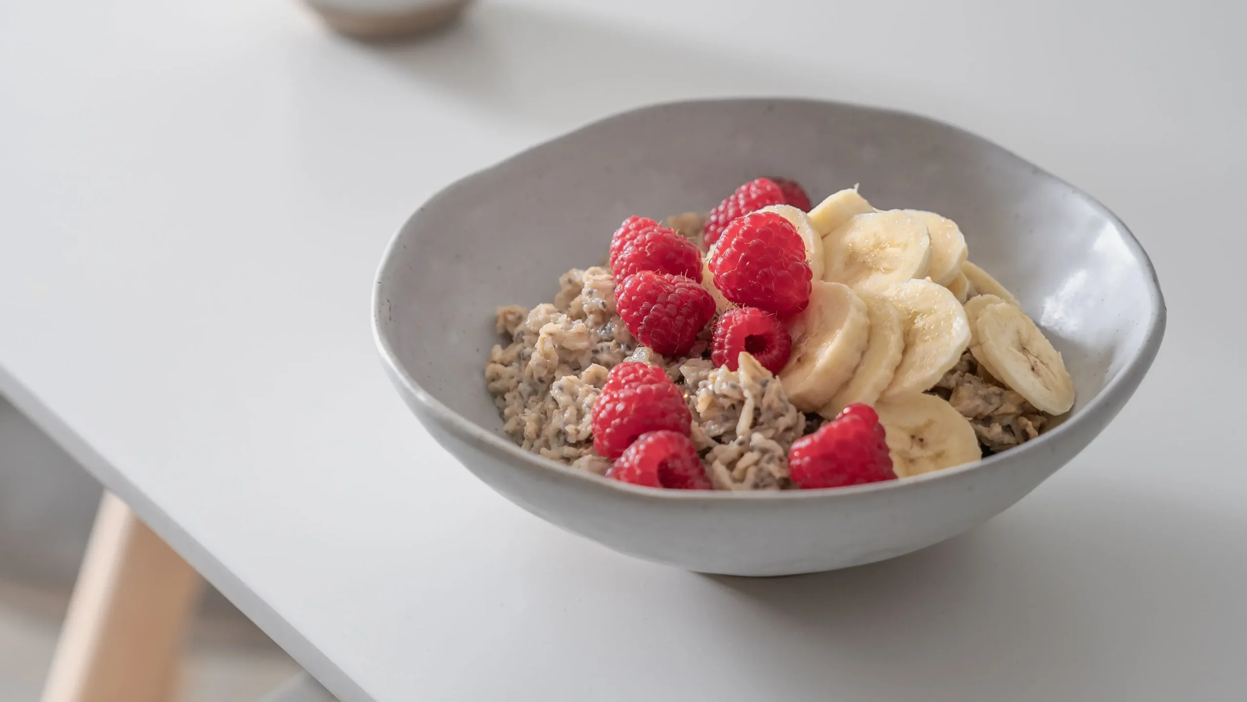 overnight oats banana breakfast modern kitchen counter
